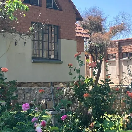 Cradlelicious Farm Mpshe Cottage Krugersdorp Exterior photo